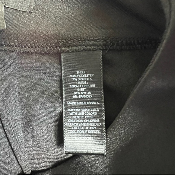 Express NWT Black Asymmetrical Cut Out Mini Skirt, Size 4 - Picture 4 of 6